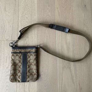 COACH brown swing bag purse